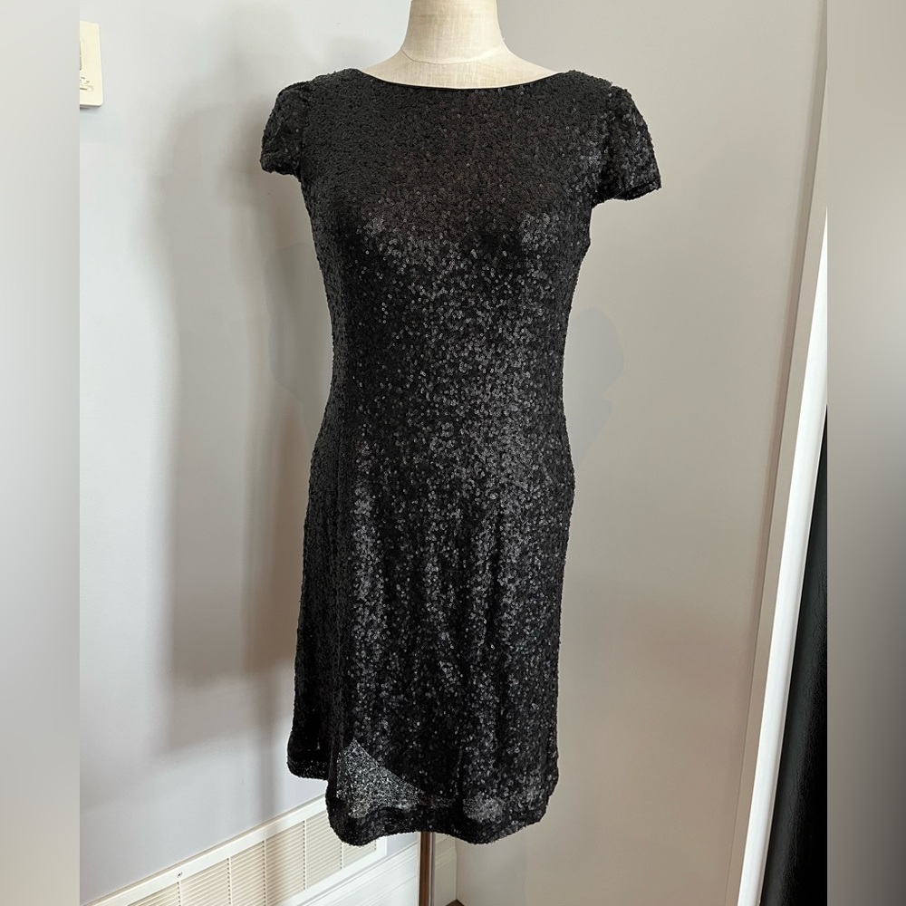 Sz 12 J’adore black sequin cap sleeve dress